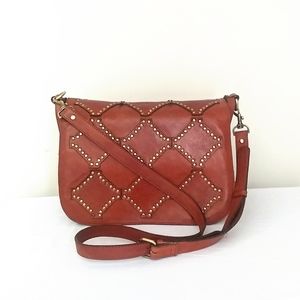 👜Like New-Patricia Nash Poaitano Cognac Crossbody bag